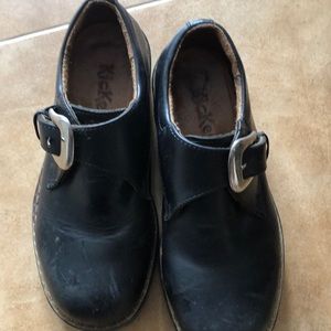 Size 6 black shoes